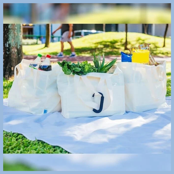 Ozuaz XL 3-Pack Reusable Grocery Totes with Bonus Hook